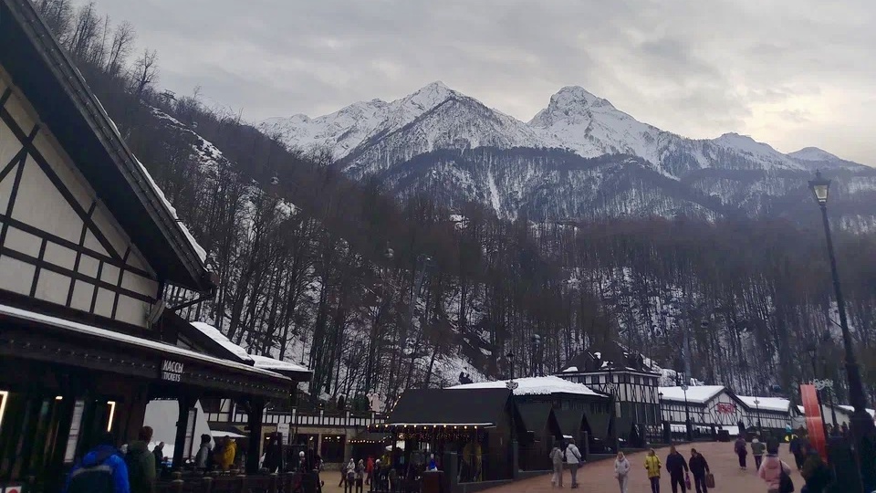Руководители и сотрудники сразу трех отелей курорта «Роза Хутор» прошли обучение бережливым технологиям
