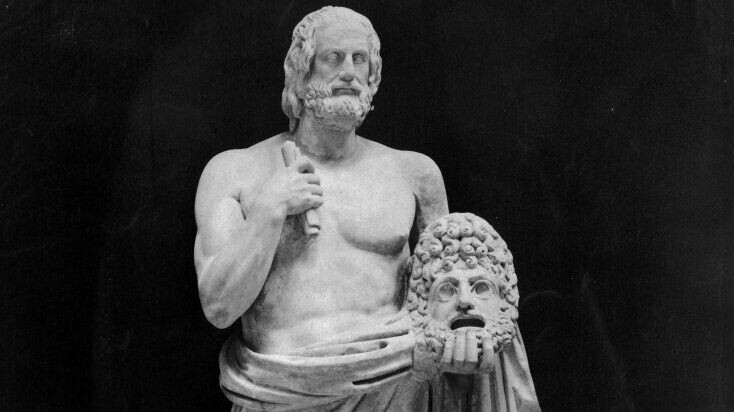 Античная статуя Еврипида с актерской маской, Ватиканский музей