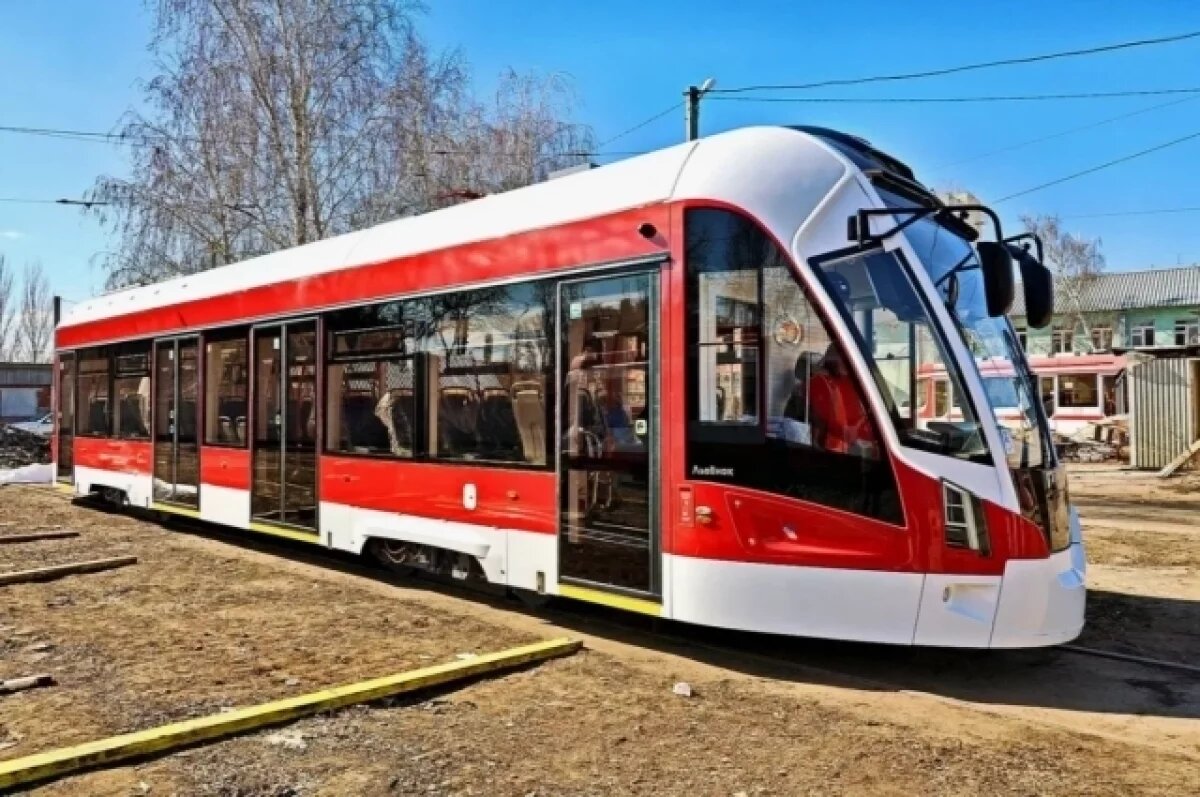    В Самару привезли ещё 4 трамвая «Львёнок»