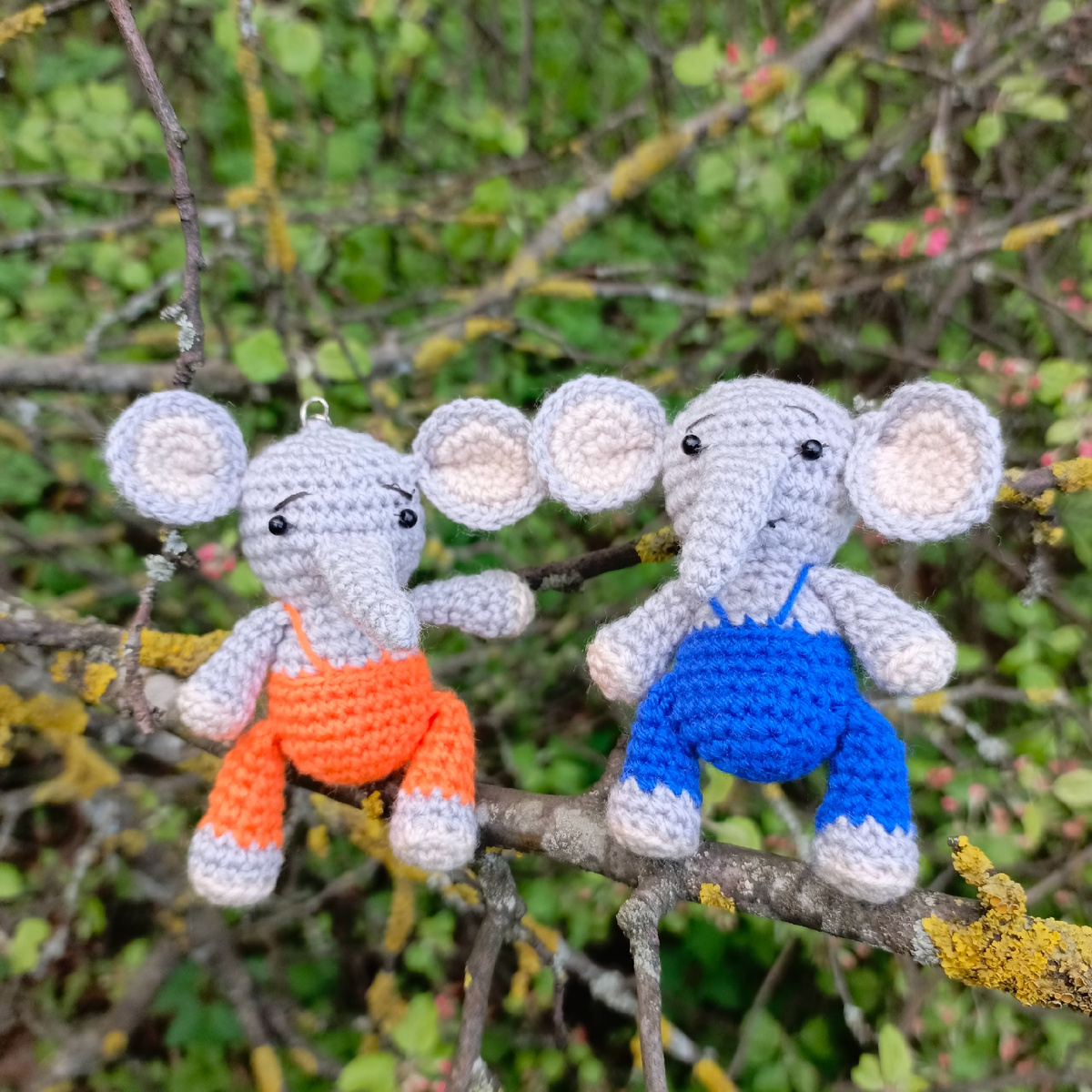 Прошлогодние слоники