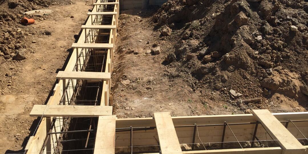 Как удешевить ленточный фундамент и не пожалеть? 3 проверенных метода от старых мастеров