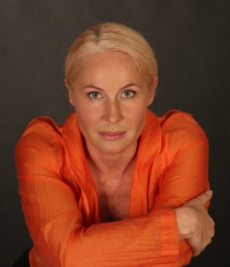 Разрушила свой брак ради женатого, ходила по колдунам, родила от богача и осталась одна: «Проклятый рай» Марины КуделинскойИ