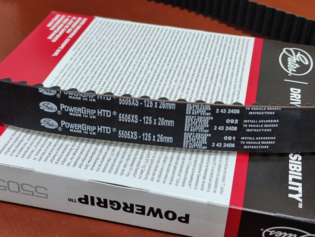 Оригинальные цвета упаковки и срез ремня ГРМ.