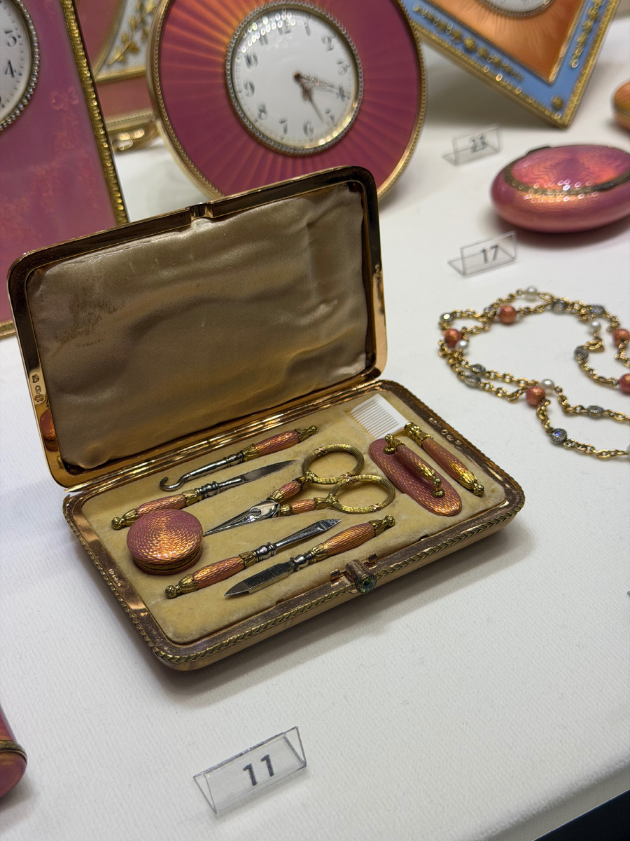 Крючок для застегивания перчаток, коллекция музея Фаберже