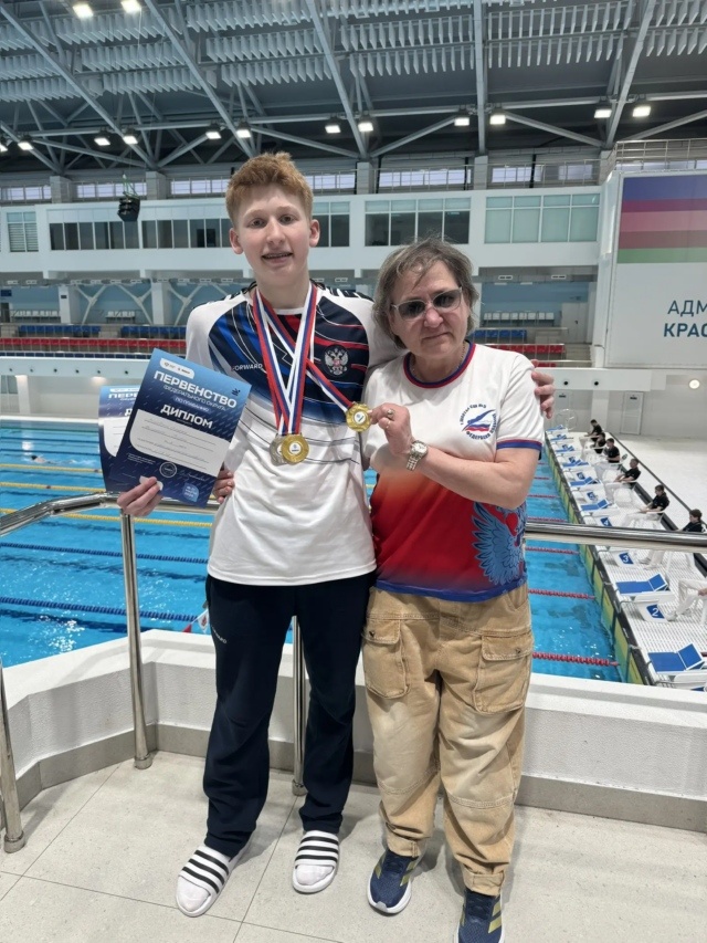    Борис Кучеренко с тренером Юлией Кобелевой admin