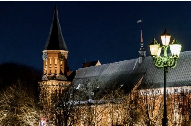    Одно из самых популярных мест у туристов расположено на острове Канта Фото: Аргументы и Факты Калининград/ Наталья Алымова/Инфоштаб Калининград