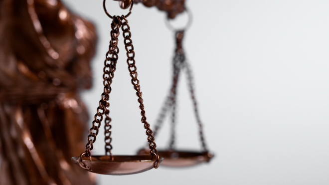 Фото: https://ru.freepik.com/free-photo/still-life-with-scales-justice_33123981.htm#fromView=search&page=1&position=10&uuid=9fa7dd4d-ad3e-41ef-9156-2c62aa9534be&query=%D1%81%D1%83%D0%B4