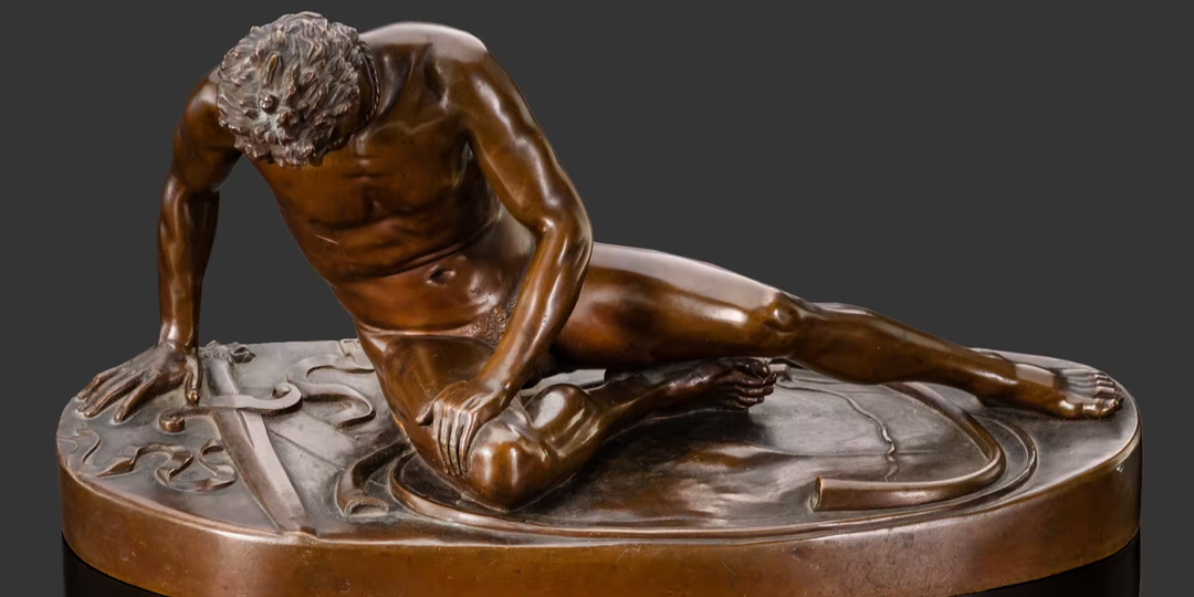 Подарки военному: статусные антикварные предметы с характером