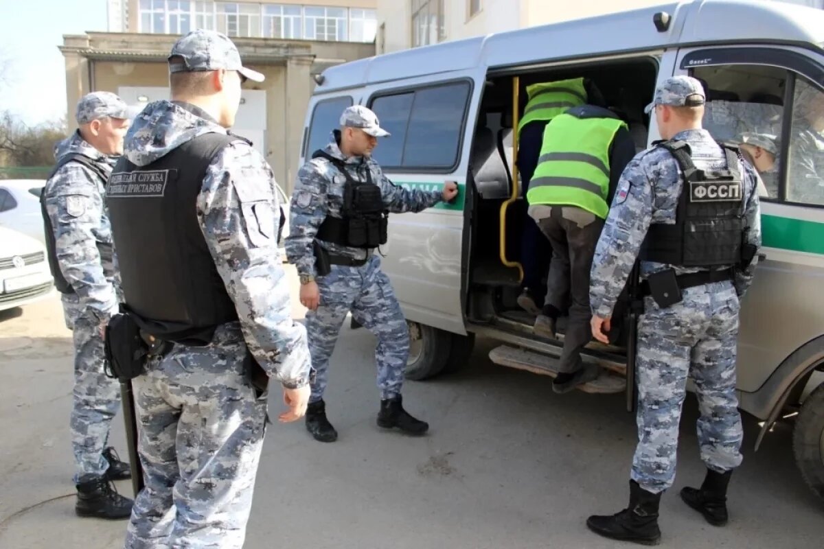    172 иностранца выдворили с начала года из Волгограда и области