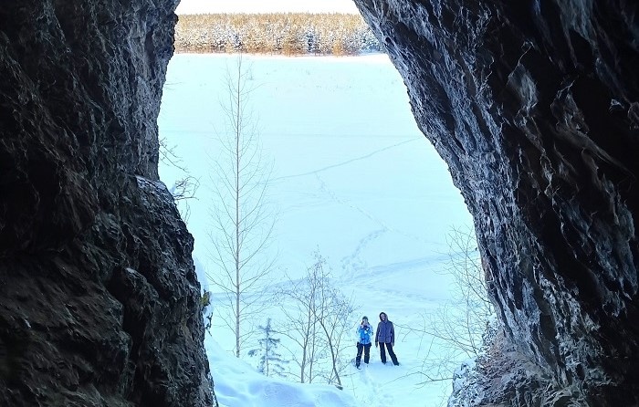 Грот на реке Нейве: уральский маршрут у Алапаевска