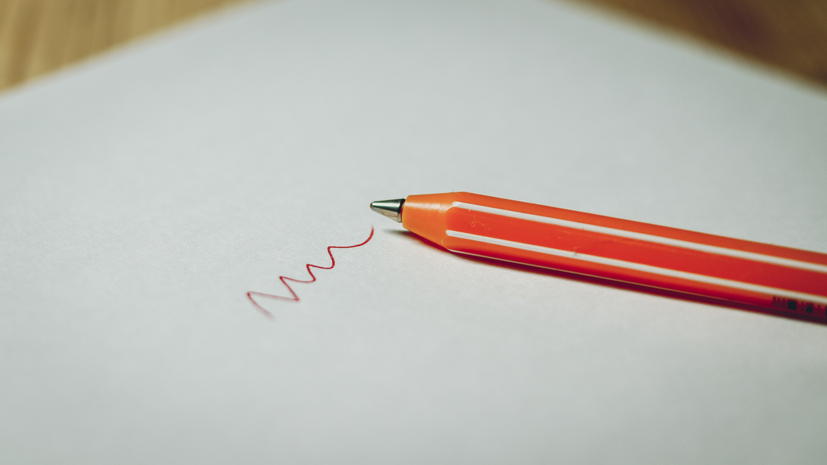 Идеальная ручка должна писать без нажима и с первого касания. Фото: Юлия Акмурзина/1MI