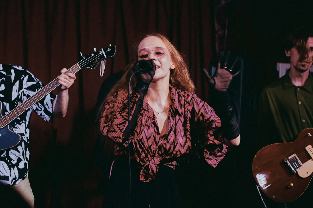 Группа МОНГОЛОИД из Красноярска. 28.06.2025, Москва, бар «Лаборатория №618». Фото из сообщества группы ВКонтакте