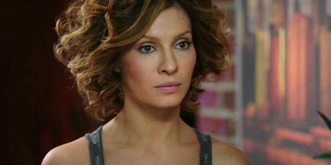 Бросил с тремя детьми: муж звезды "Кухни" Елены Подкаминской тайно подал на развод