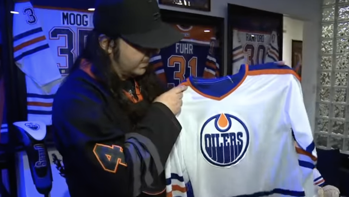 Комната Дарона Малакяна