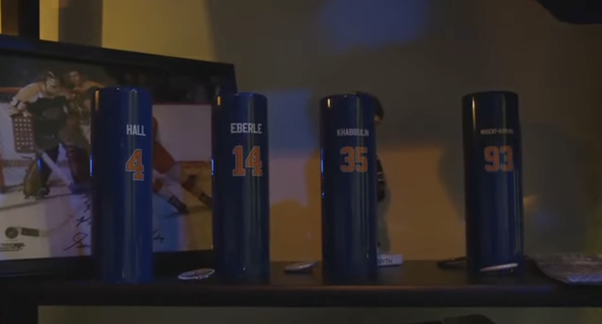 Сувениры из комнаты Дарона Малакяна