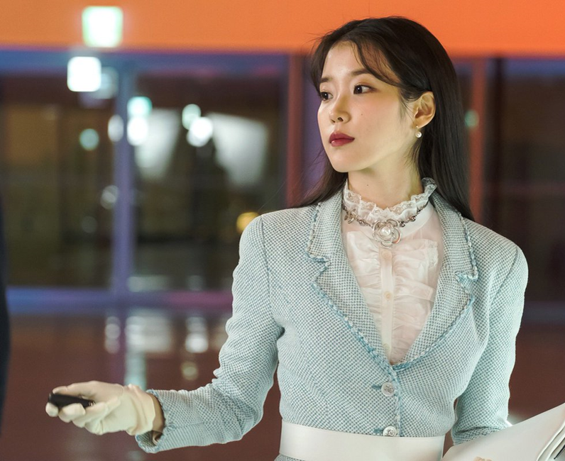 Дорама "Отель «Дель Луна»" 2019