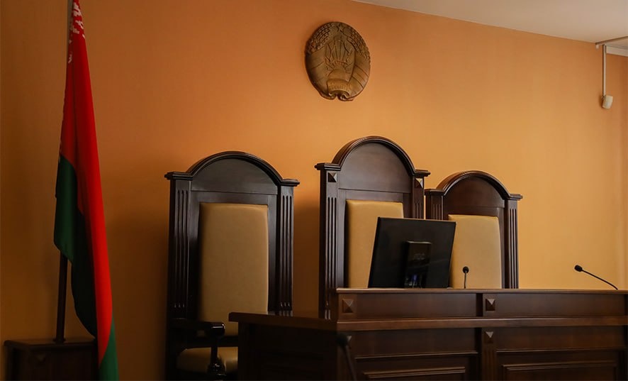 В Беларуси случайные прохожие спасли 20-летнюю девушку от убийцы-рецидивиста: состоялся суд