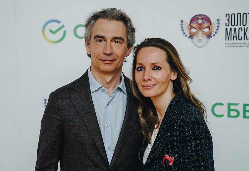 Чета Златопольских. Фото Яндекс.Картинки. 