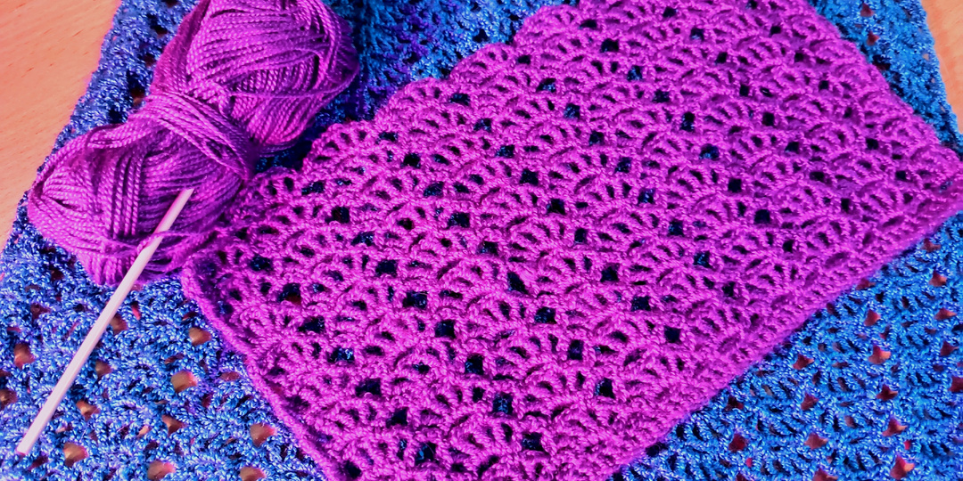 Вяжем крючком. Работа над кофточкой и немного приятных мелочей