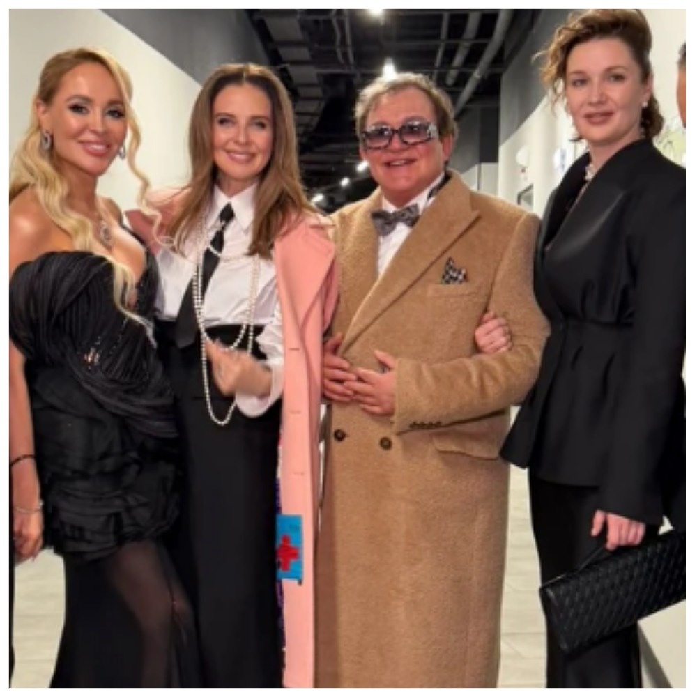 Анна Калашникова (слева) сдружилась с Дибровым и его подругой (справа)