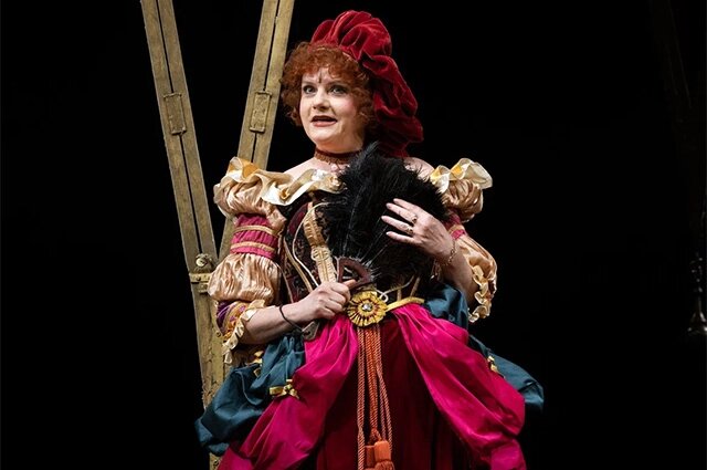    Сцена из спектакля «Безумный день, или Женитьба Фигаро», Елена Степанова. Фото: Евгения Сирина