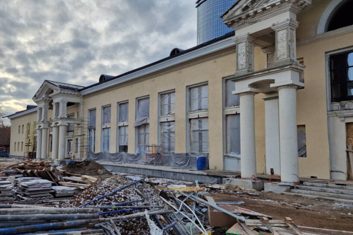 Здание аэровокзала сегодня активно реставрируют – у объекта есть инвесторФото: okn.tatarstan.ru