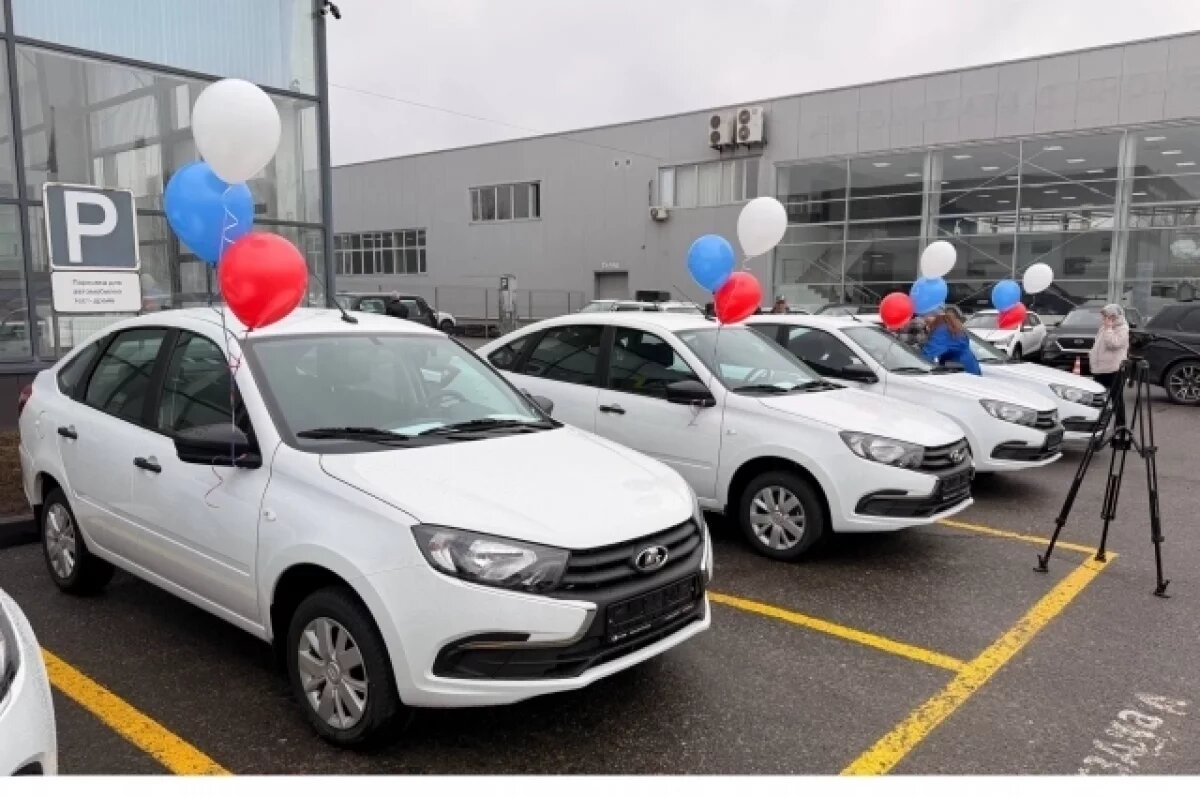    Пять белгородцев, пострадавших на производстве, получили новые автомобили