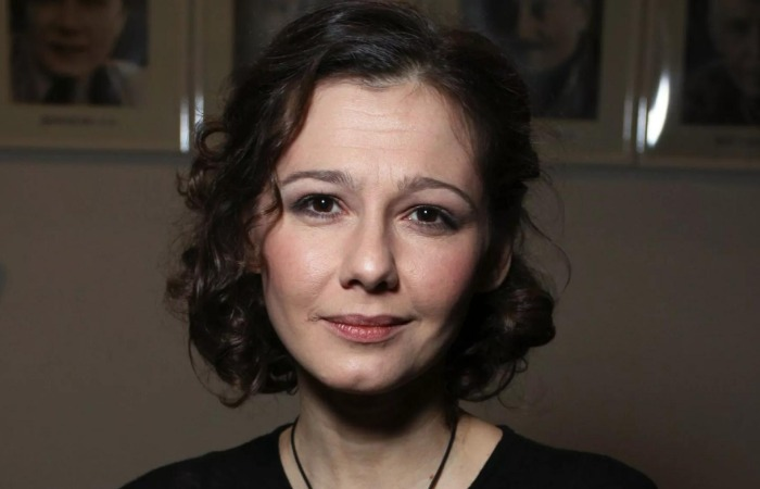 Вышла замуж за актера на 15 лет младше и лишила детей важного: Как Полина Агуреева повторила судьбу своей мамы