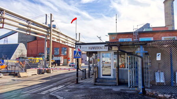    Шведский спецназ взял под арест менеджеров завода российского Русала