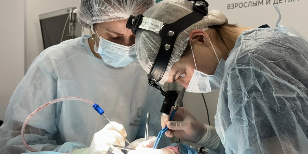 Когда голос теряет опору: как фонохирургия спасает при параличе связок и рубцовых стенозах.