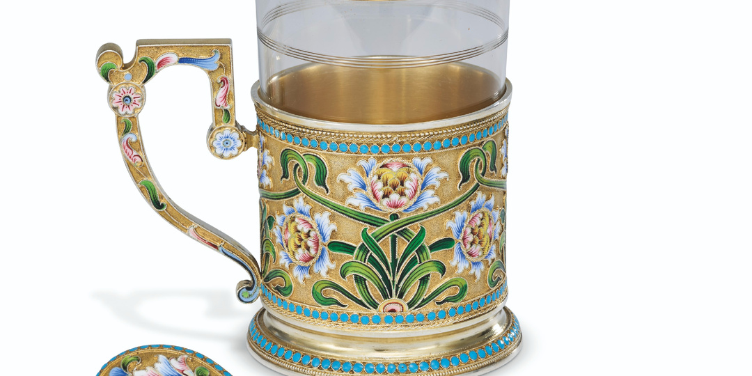 История подстаканника: от роскоши Фаберже до живой традиции в РЖД