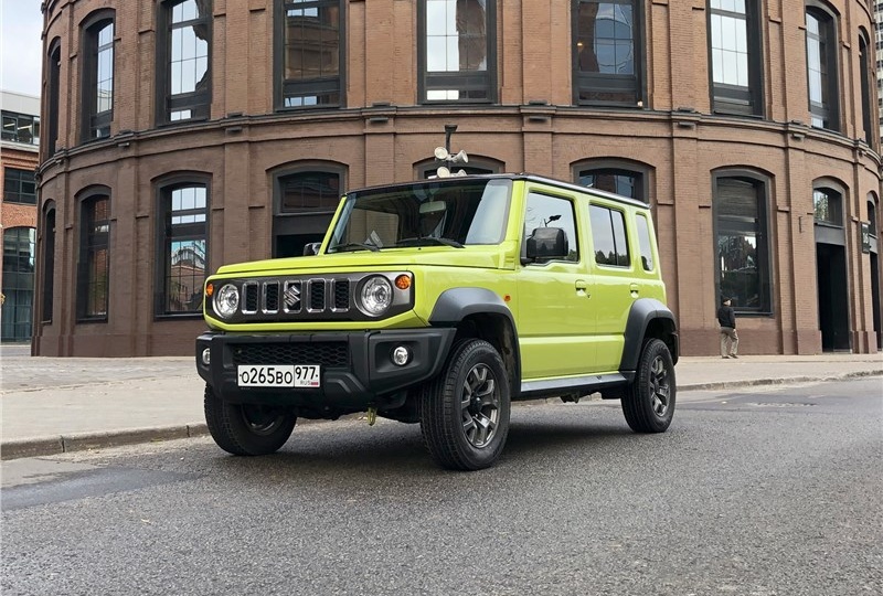 Suzuki Jimny Nomad 2024-2026:Японский кубик с пятью дверями