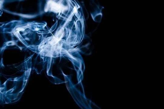    Мантуров сообщил о поддержке госкомиссией инициативы по запрету вейпов (фото: pxhere.com)