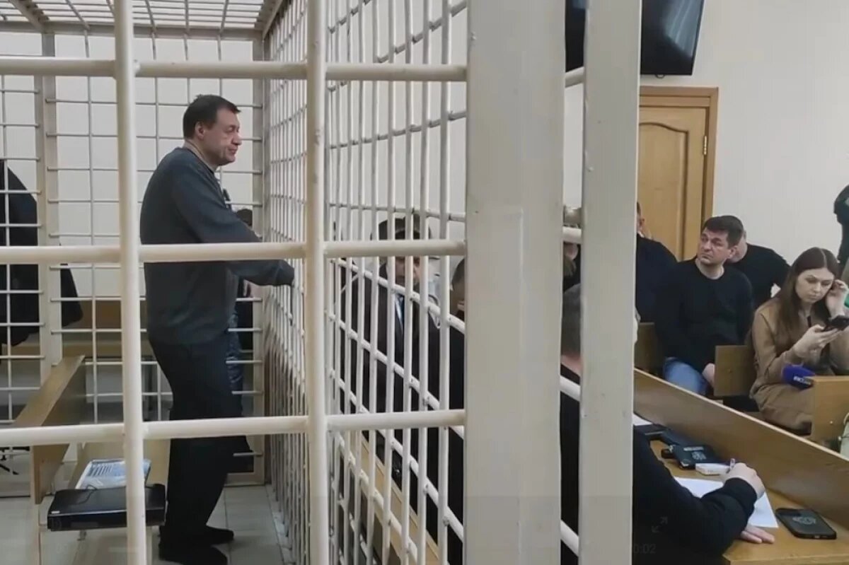    Алексей Дедов признался в получении более 20 млн руб в качестве взятки