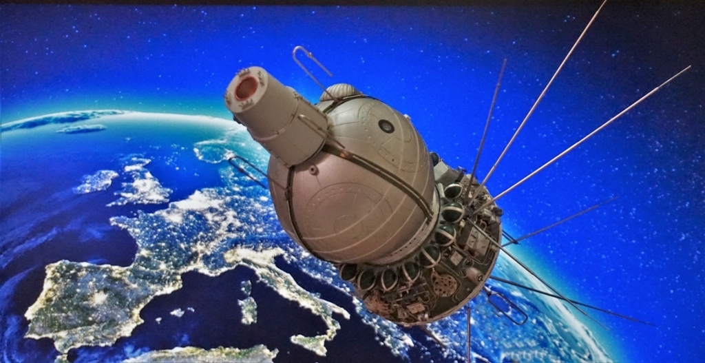     Корабль «Восход» на орбите. Автор 3D-модели — Леонид Симухин Из архива Леонида Симухина