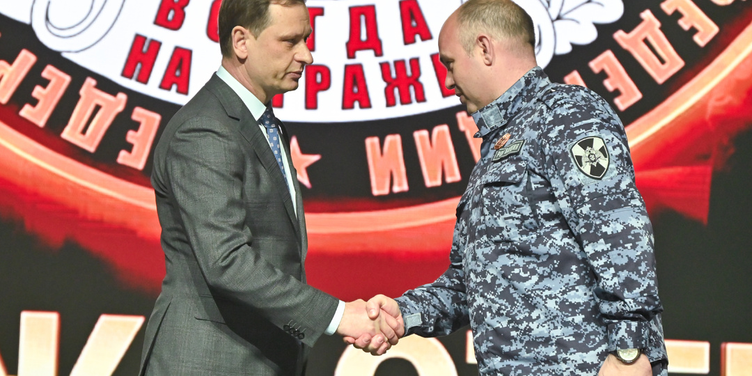 Глава Сочи Андрей Прошунин принял участие в торжественном мероприятии к 10-летию Росгвардии