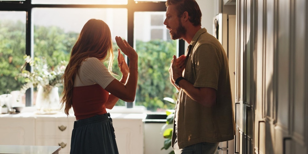 – Собирай вещи! – муж хочет забрать сына и лишить доли в бизнесе