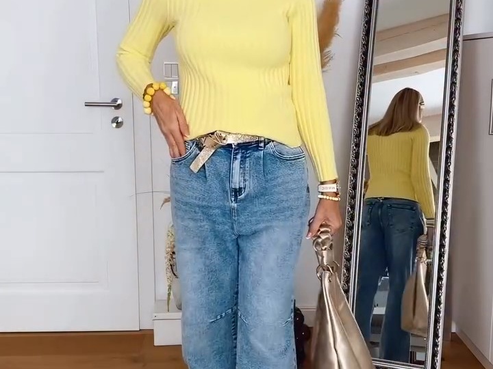 Раскрасьте весну яркими красками! 10 актуальных и выразительных образов от женщин зрелого возраста