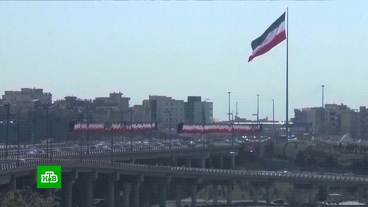    Трамп приостановил удары по энергообъектам Ирана