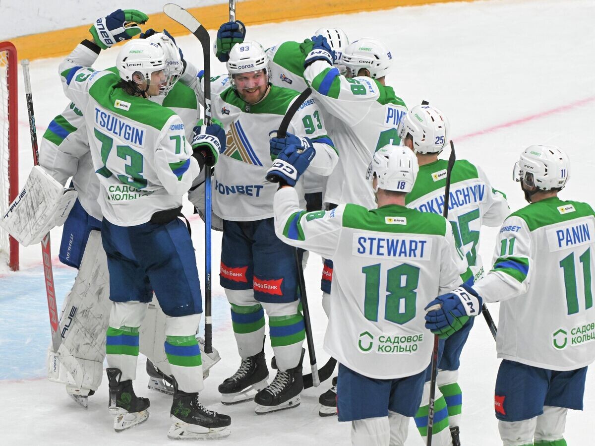    Хоккей. КХЛ. ЦСКА (Москва) - "Салават Юлаев" (Уфа) | © РИА Новости / Сергей Гунеев
