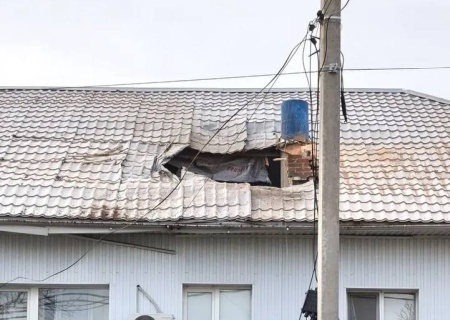    Украинские войска ведут обстрелы ДНР, Белгородской, Брянской и Херсонской областей. Обзор ситуации в прифронтовых регионах России на вечер 27 марта