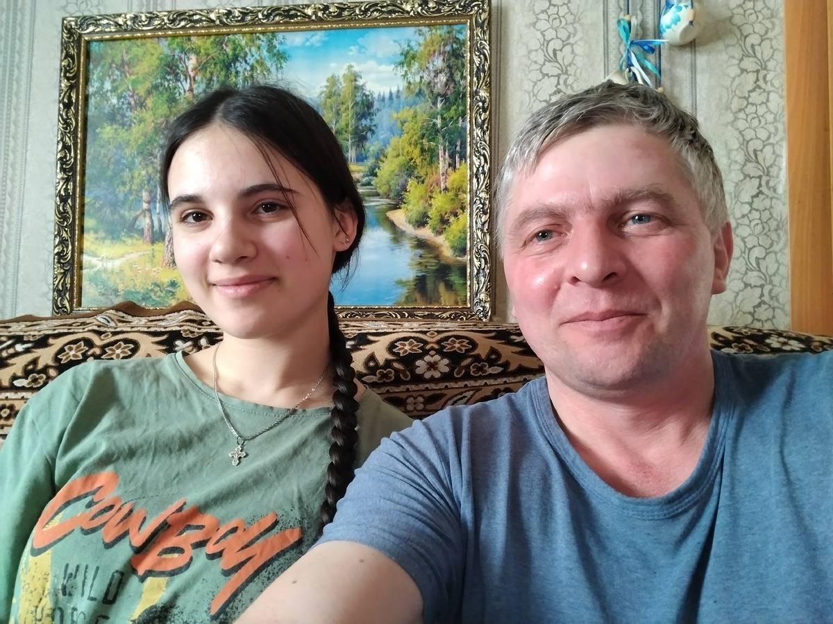 Саша и её дядька. 😊