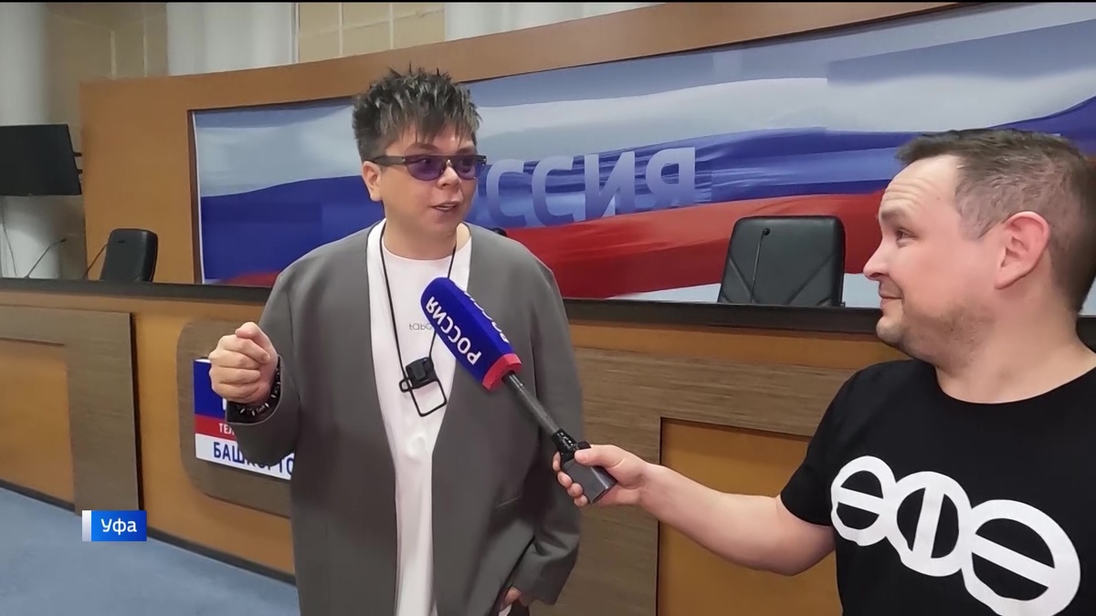    Элвин Грей рассказал, что свои первые песни записал в стенах уфимского телецентра