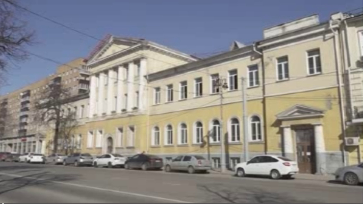    В перинатальном центре на улице Ленина в Курске продолжается ремонт