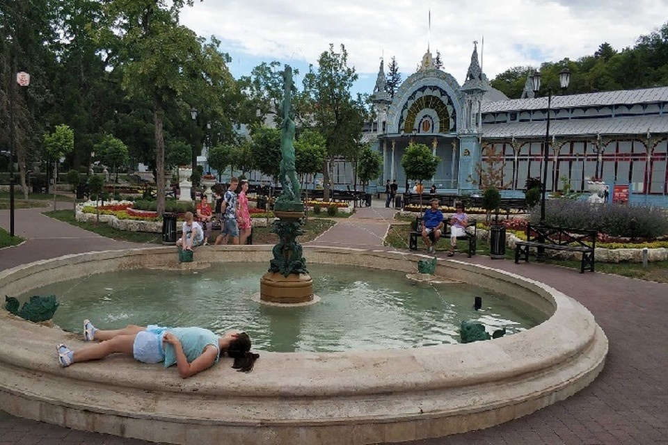    Проект позволит создать до 400 новых рабочих мест для жителей региона Роман ЛАВРУХИН