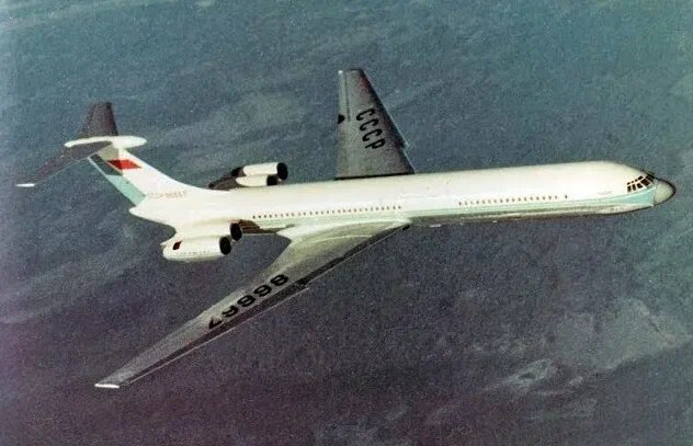 Сколько самолетов выпускали в СССР и сколько выпускают сейчас?