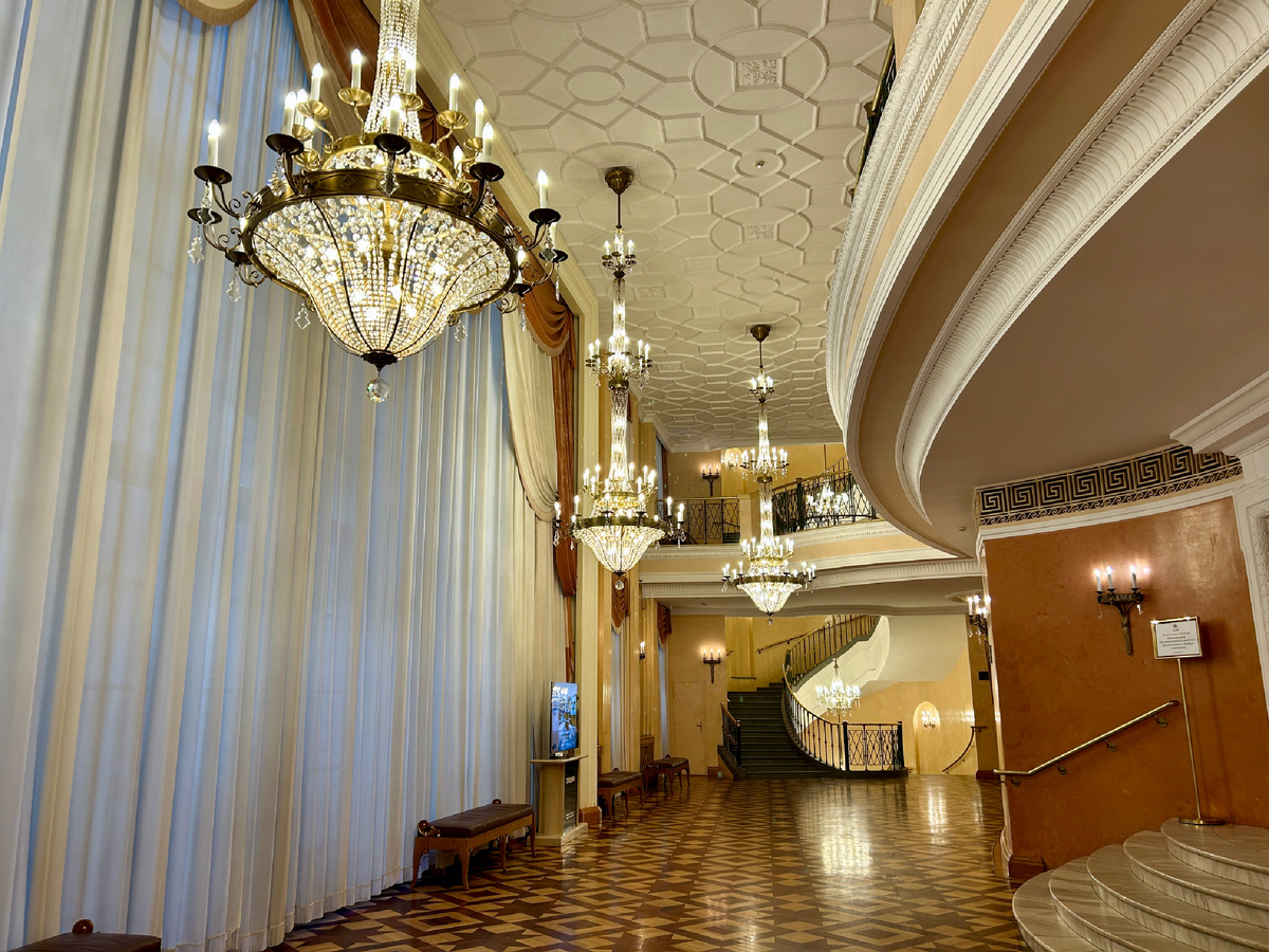 Новая сцена. Фойе