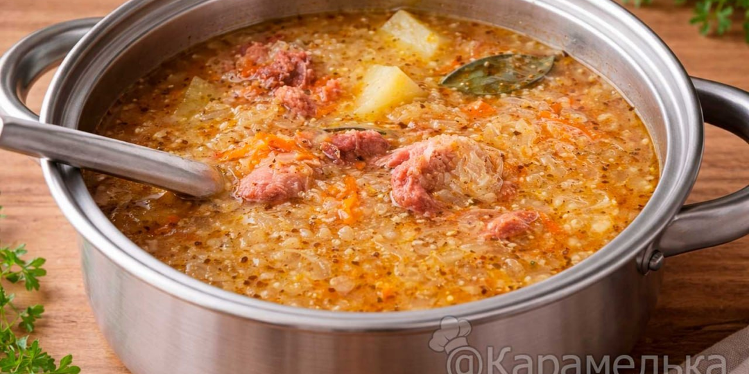 Сегодня варим настоящий душевный капустняк — густой, ароматный, как у бабушки из детства