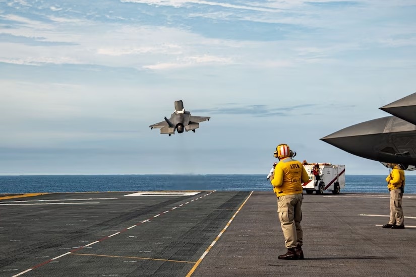 Официальный сайт Минобороны США www.defense.gov📷
