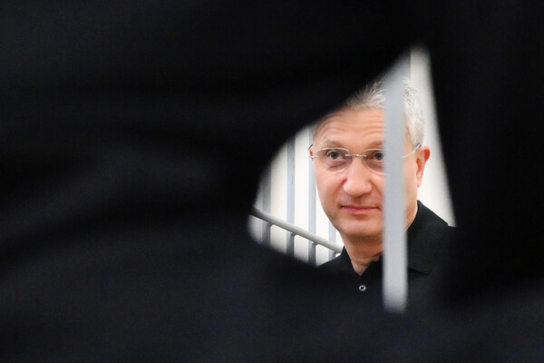 Бывший заместитель главы Минобороны РФ Тимур Иванов во время оглашения приговора в Мосгорсуде, 2025 год / Григорий Сысоев/РИА Новости   📷